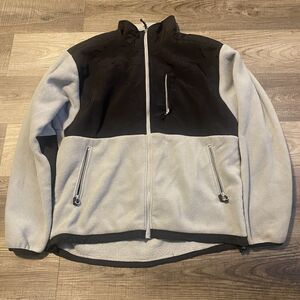 Wrangler Jacket Mens Large Rugged Wear Gray Black Fleece Full Zip Three Pockets